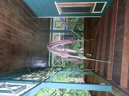 Harding Hall Hideaway