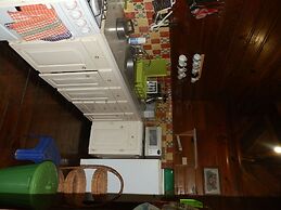 Harding Hall Hideaway