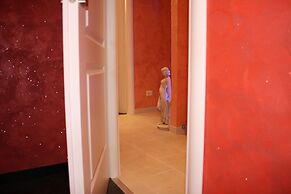 Pope's Suites