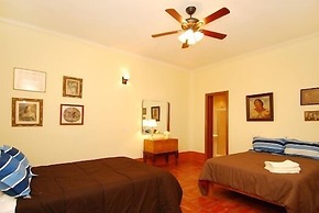 Olga Querida Hostal - Hostel