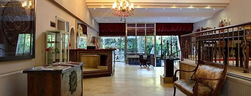 Villa Blanche Hotel