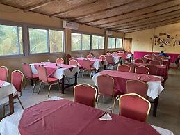 Hotel & Campement du Lac Rose