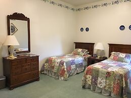 Oak Valley Inn & Suites