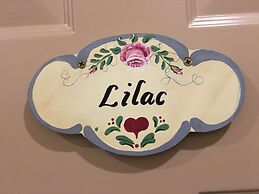 Oak Valley Inn & Suites