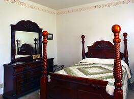 Oak Valley Inn & Suites