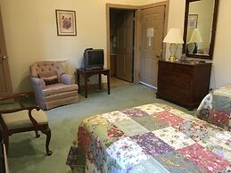 Oak Valley Inn & Suites