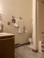 Oak Valley Inn & Suites