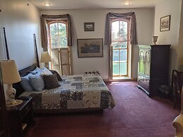 Oak Valley Inn & Suites