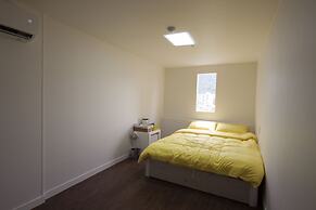 24 Guesthouse Myeongdong Town