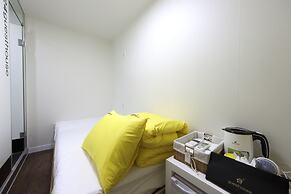 24 Guesthouse Myeongdong Town