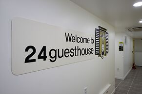 24 Guesthouse Myeongdong Town