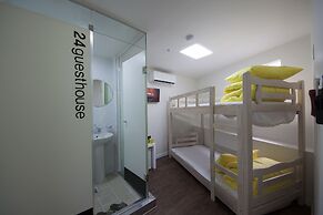 24 Guesthouse Myeongdong Town