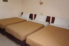 Chaleunehoung Hotel