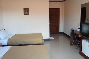 Chaleunehoung Hotel