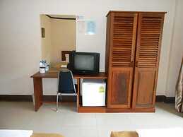 Chaleunehoung Hotel