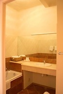 Hotel Restaurant La Corniche