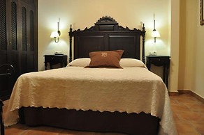 Apartamentos Turísticos Doña María la Brava