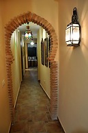 Apartamentos Turísticos Doña María la Brava