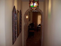Apartamentos Turísticos Doña María la Brava