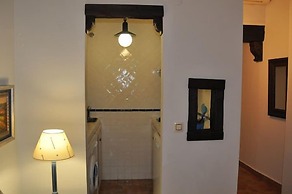 Apartamentos Turísticos Doña María la Brava