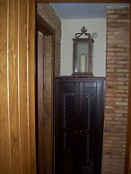 Apartamentos Turísticos Doña María la Brava