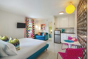 Sunset Inn & Cottages