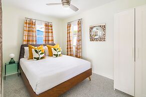 Sunset Inn & Cottages