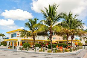 Sunset Inn & Cottages