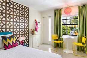 Sunset Inn & Cottages