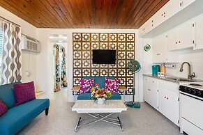 Sunset Inn & Cottages