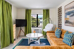 Sunset Inn & Cottages