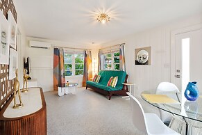 Sunset Inn & Cottages