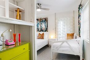 Sunset Inn & Cottages