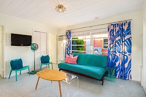 Sunset Inn & Cottages