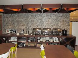 Nite & Day Batam Jodoh Square