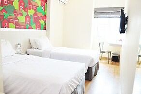 Nite & Day Batam Jodoh Square