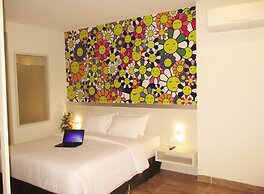 Nite & Day Batam Jodoh Square