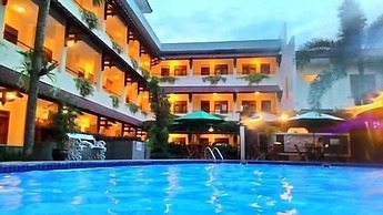 Cakra Kembang Hotel