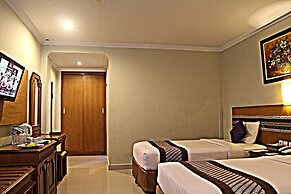Cakra Kembang Hotel
