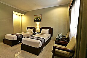 Cakra Kembang Hotel