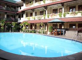 Cakra Kembang Hotel