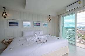 Prachuap Grand Hotel