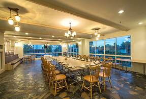 Prachuap Grand Hotel