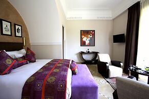 Le Clos des Oliviers by KMV