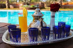 Le Clos des Oliviers by KMV