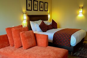 Le Clos des Oliviers by KMV