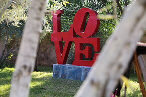 Le Clos des Oliviers by KMV