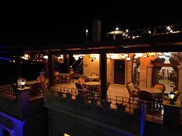 Alaturca House