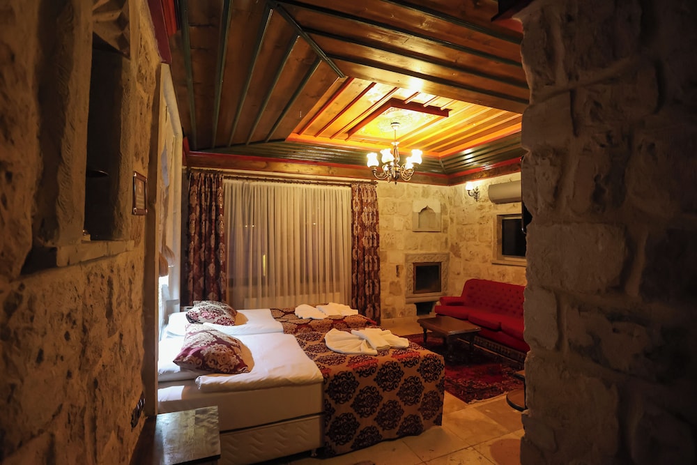 Alaturca House