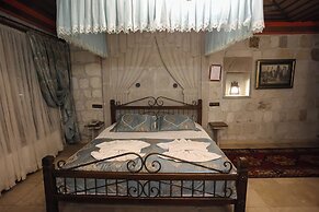 Alaturca House